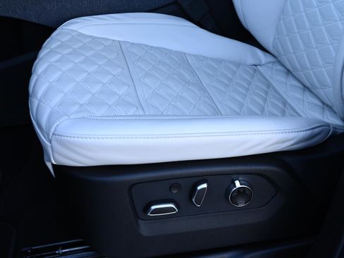 Used 2026 Cadillac Escalade V image 37