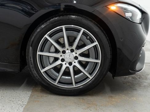 Used 2023 Mercedes-Benz C 43 AMG 4MATIC Sedan image 38