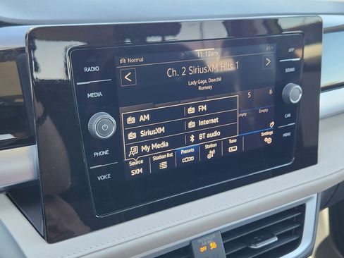 New 2026 Volkswagen Taos SE AWD/4WD image 8