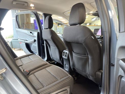 Used 2023 Ford Escape Active image 31