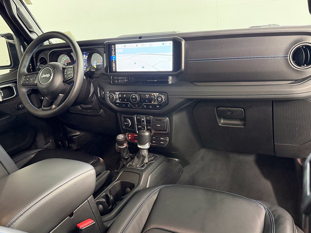 Used 2024 Jeep Wrangler Unlimited Rubicon 4xe AWD/4WD image 14