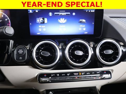 Certified 2025 Mercedes-Benz GLA 250 4MATIC image 17