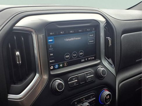 Used 2023 Chevrolet Silverado 2500 LT w/ Convenience Package AWD/4WD image 5