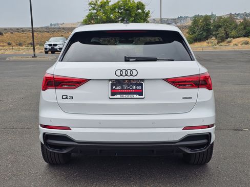 New 2025 Audi Q3 2.0T Premium image 5