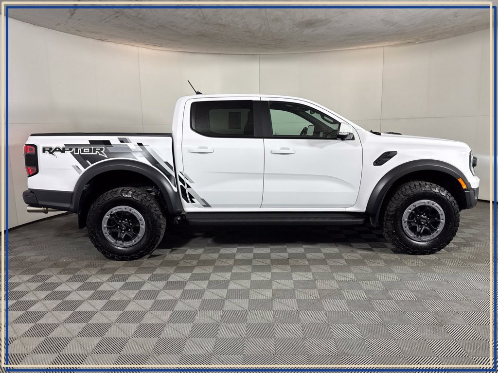 Used 2025 Ford Ranger Raptor AWD/4WD image 7