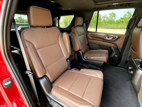 Used 2023 Chevrolet Tahoe High Country w/ LPO, Illumination Package image 20