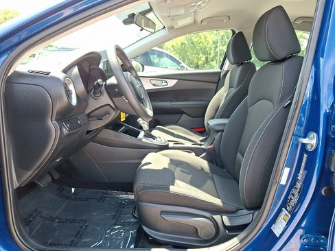 Certified 2024 Kia Forte LXS FWD image 13