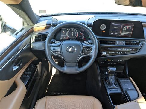 Used 2022 Lexus ES 350 w/ Premium Package image 16