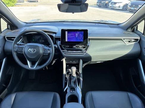 Used 2024 Toyota Corolla Cross AWD Hybrid w/ Convenience Package image 16