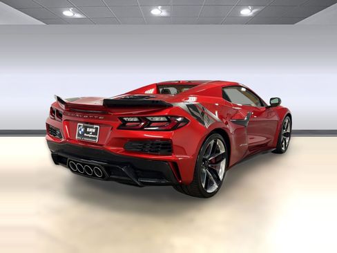 Used 2025 Chevrolet Corvette Z06 w/ Chrome Exterior Badge Package RWD image 9