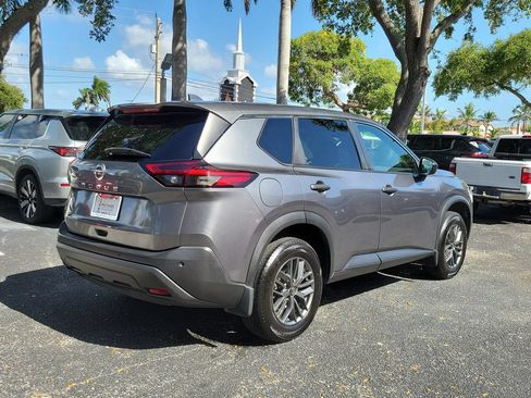 Used 2021 Nissan Rogue S FWD image 4