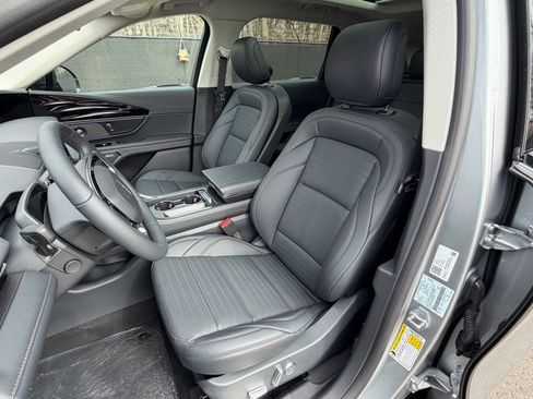 New 2026 Lincoln Nautilus Reserve w/ Jet Appearance Package image 23