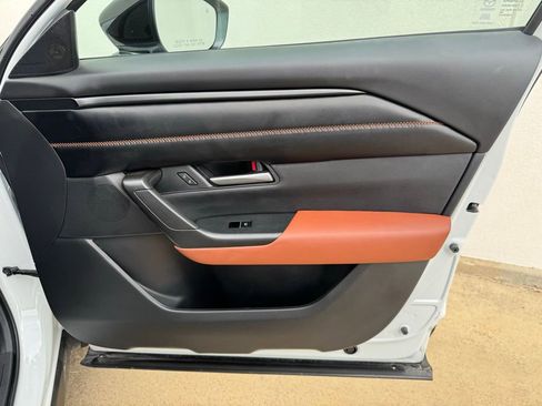 Certified 2023 MAZDA CX-50 AWD 2.5 Turbo image 17