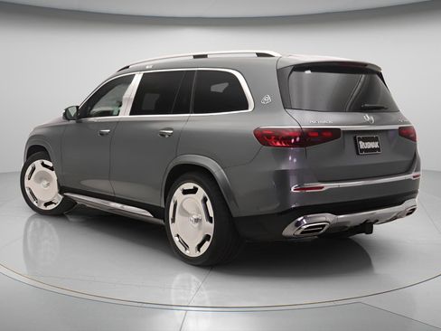 New 2026 Mercedes-Benz Maybach GLS 600 4MATIC image 2