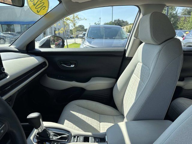 Certified 2025 Honda HR-V LX image 15