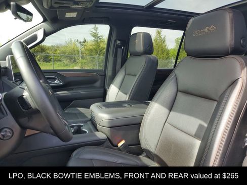 Used 2023 Chevrolet Suburban High Country AWD/4WD image 6