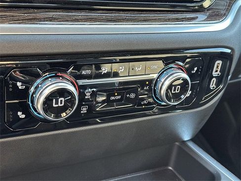 Used 2026 GMC Sierra 1500 Elevation w/ LPO, Elevation Black Package image 38