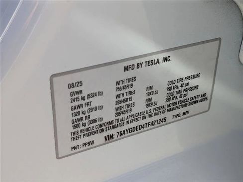 Used 2026 Tesla Model Y 2WD image 27