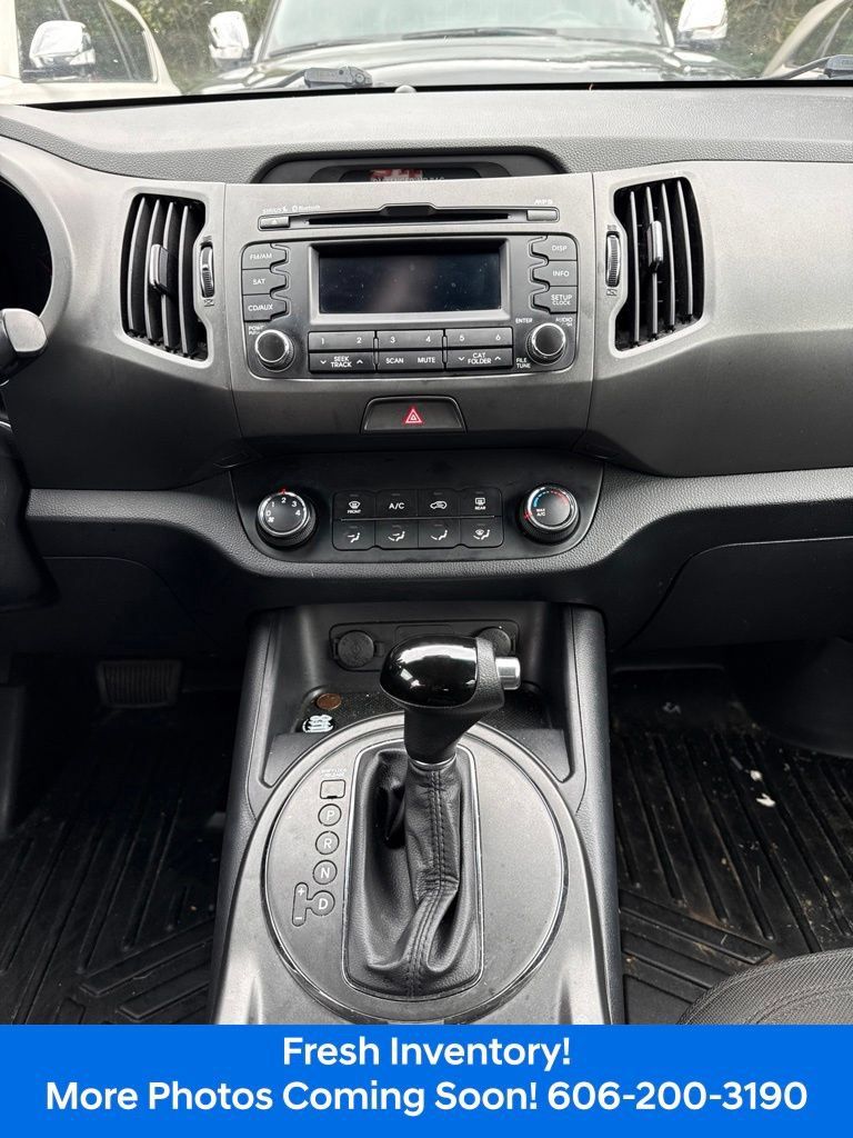 Used 2012 Kia Sportage LX AWD/4WD image 9