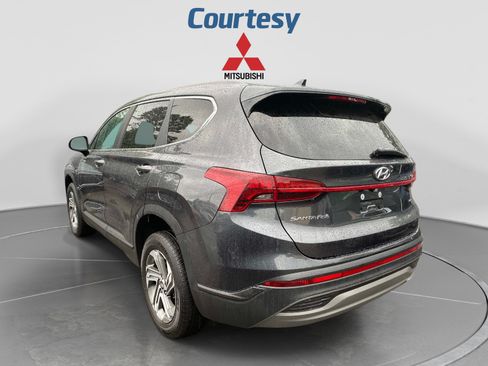 Used 2023 Hyundai Santa Fe SE AWD/4WD image 3