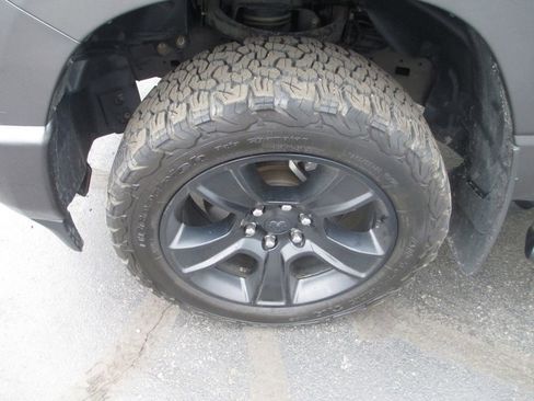 Used 2020 RAM 1500 Big Horn AWD/4WD image 17