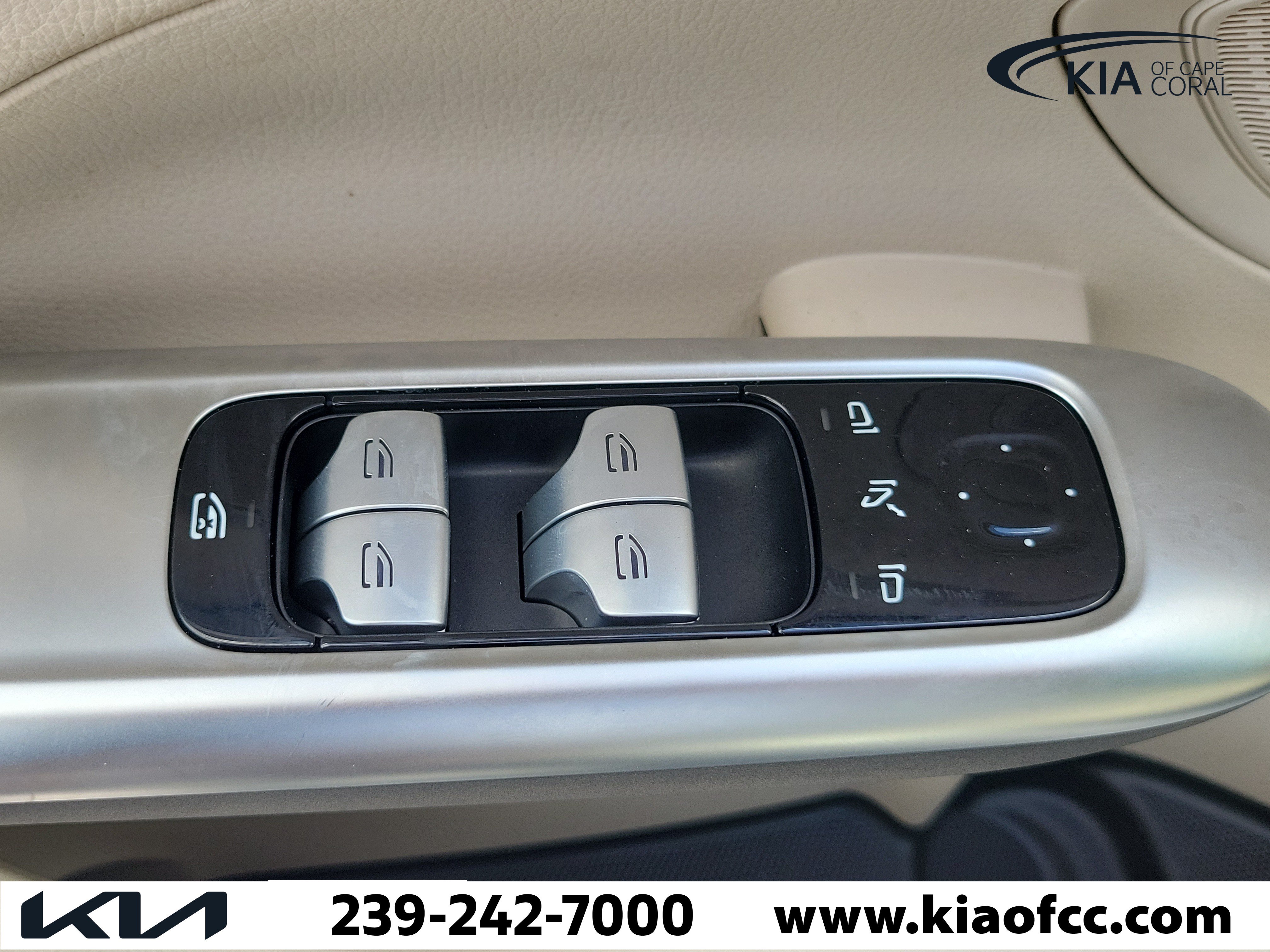 Used 2022 Mercedes-Benz C 300 4MATIC Sedan image 24