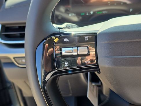 New 2027 Kia Carnival SX w/ Dark Edition Package FWD image 32