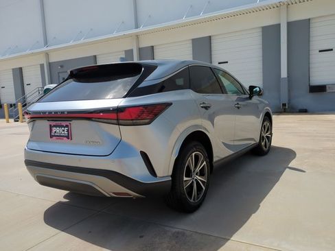 Used 2024 Lexus RX 350 FWD w/ Technology Package image 5