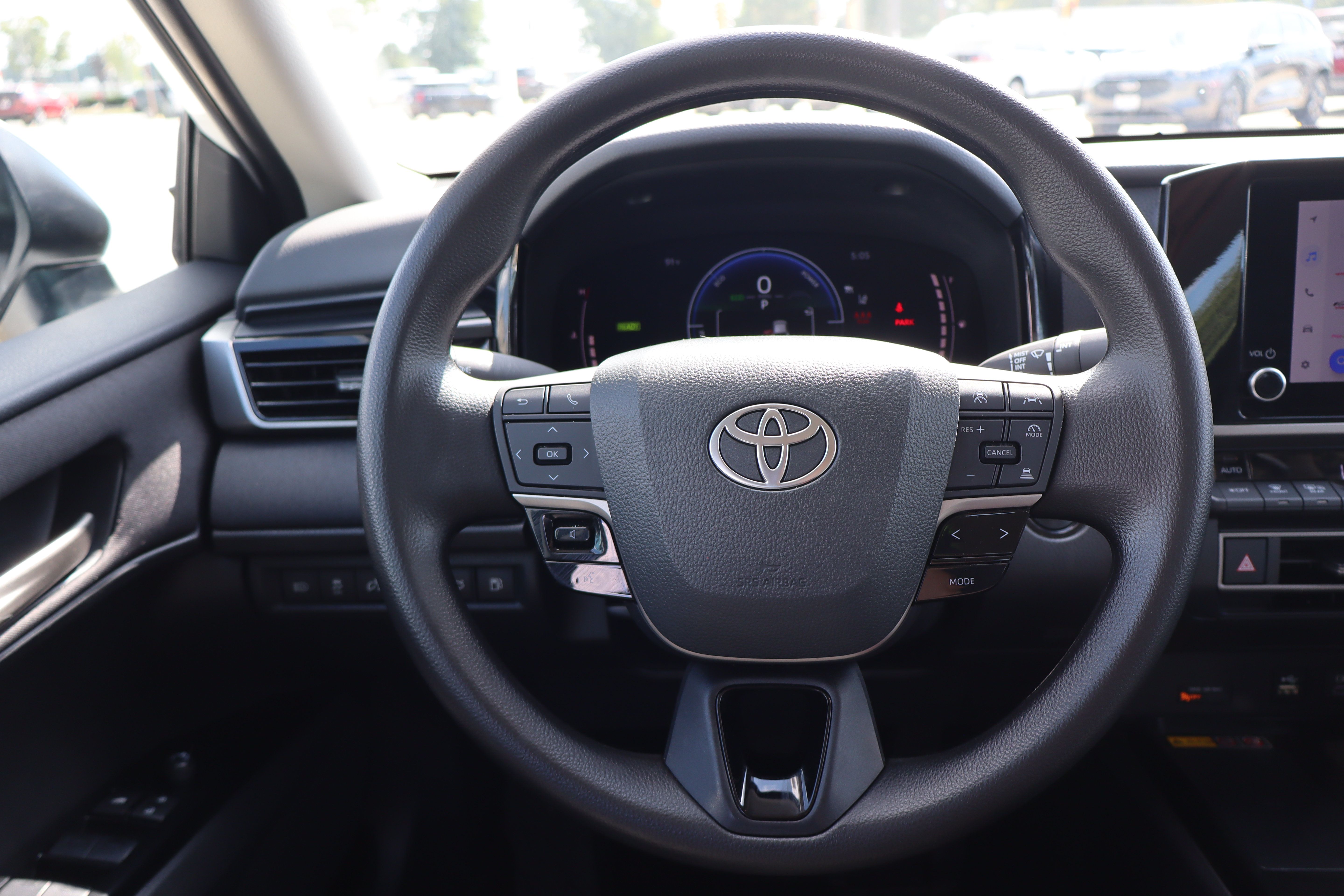 Used 2025 Toyota Camry LE FWD image 14