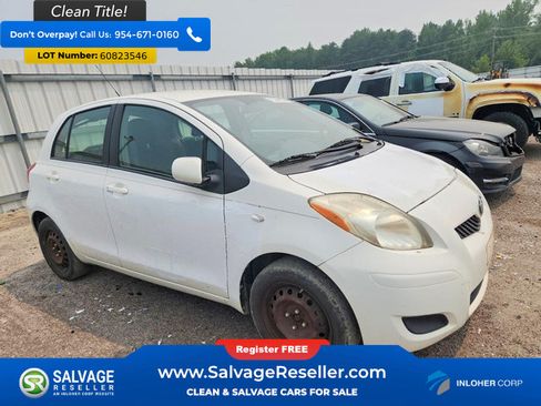 Used 2010 Toyota Yaris 4-Door Hatchback FWD image 5