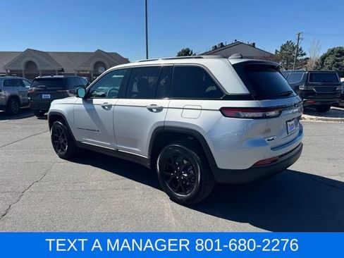 New 2026 Jeep Grand Cherokee Altitude AWD/4WD image 5