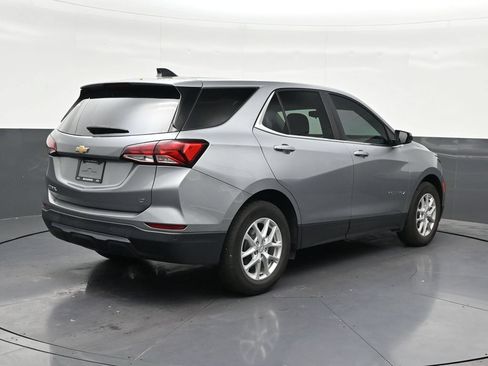 Used 2024 Chevrolet Equinox LT FWD image 5