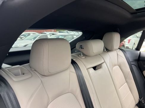Used 2025 Porsche Macan Electric w/ Premium Package RWD image 31