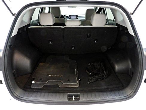 Used 2019 Hyundai Tucson SE w/ Cargo Package AWD/4WD image 13