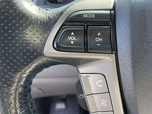 Used 2016 Honda Odyssey EX-L image 31