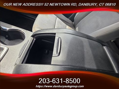 Used 2016 Toyota Highlander LE AWD/4WD image 15