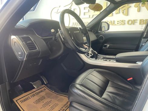 Used 2019 Land Rover Range Rover Sport Supercharged AWD/4WD image 8