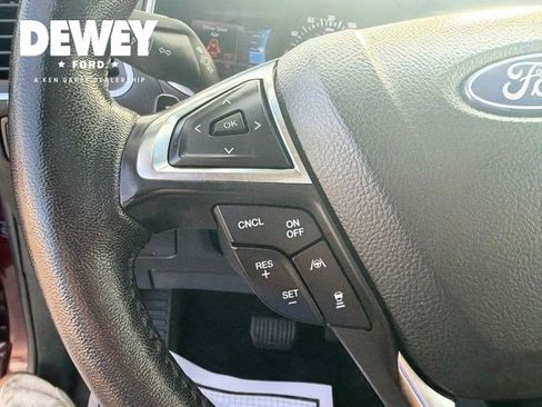 Used 2020 Ford Edge Titanium w/ Equipment Group 301A AWD/4WD image 14