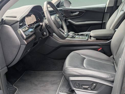 Used 2023 Audi Q8 Premium Plus w/ Premium Plus Package AWD/4WD image 11