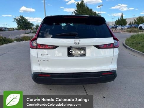 Used 2024 Honda CR-V LX image 8