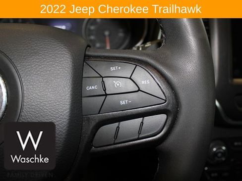 Used 2022 Jeep Cherokee Trailhawk image 29