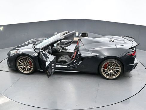 Used 2024 Chevrolet Corvette Z06 image 36