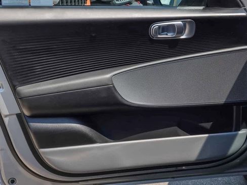 Used 2025 Hyundai Ioniq 6 SE image 19