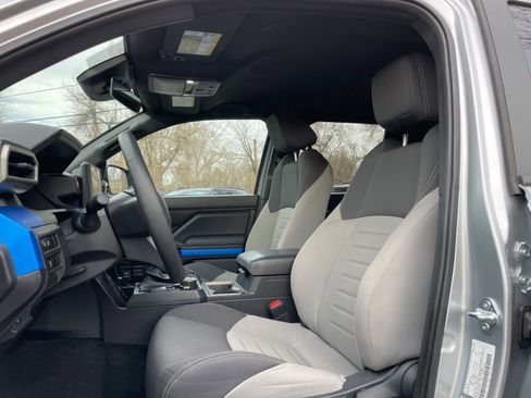 Used 2025 Toyota Tacoma TRD Off-Road image 25