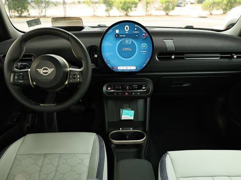 New 2026 MINI Cooper 4-Door Hardtop FWD image 28