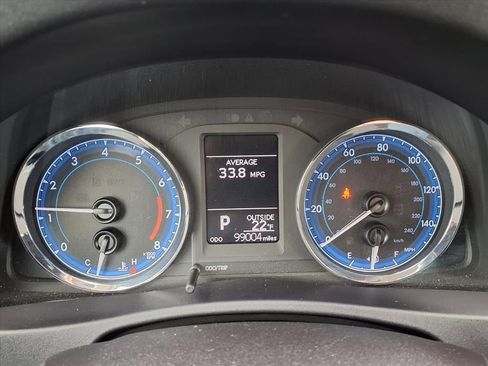 Used 2017 Toyota Corolla L image 17