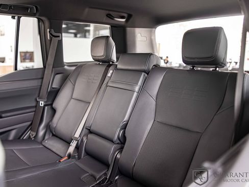 Used 2024 Lexus GX 550 AWD/4WD image 34