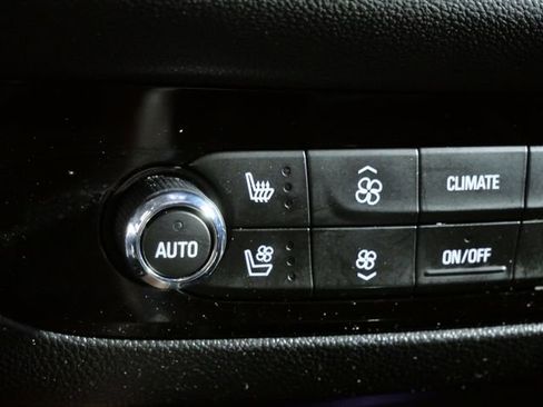 Used 2020 Buick Enclave Avenir w/ Avenir Technology Package AWD/4WD image 25