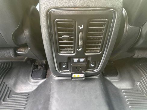 Used 2017 Dodge Durango GT w/ Nav & Power Liftgate Group image 14