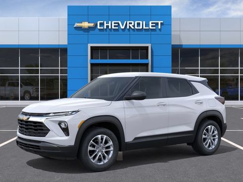 New 2026 Chevrolet TrailBlazer LS FWD image 3